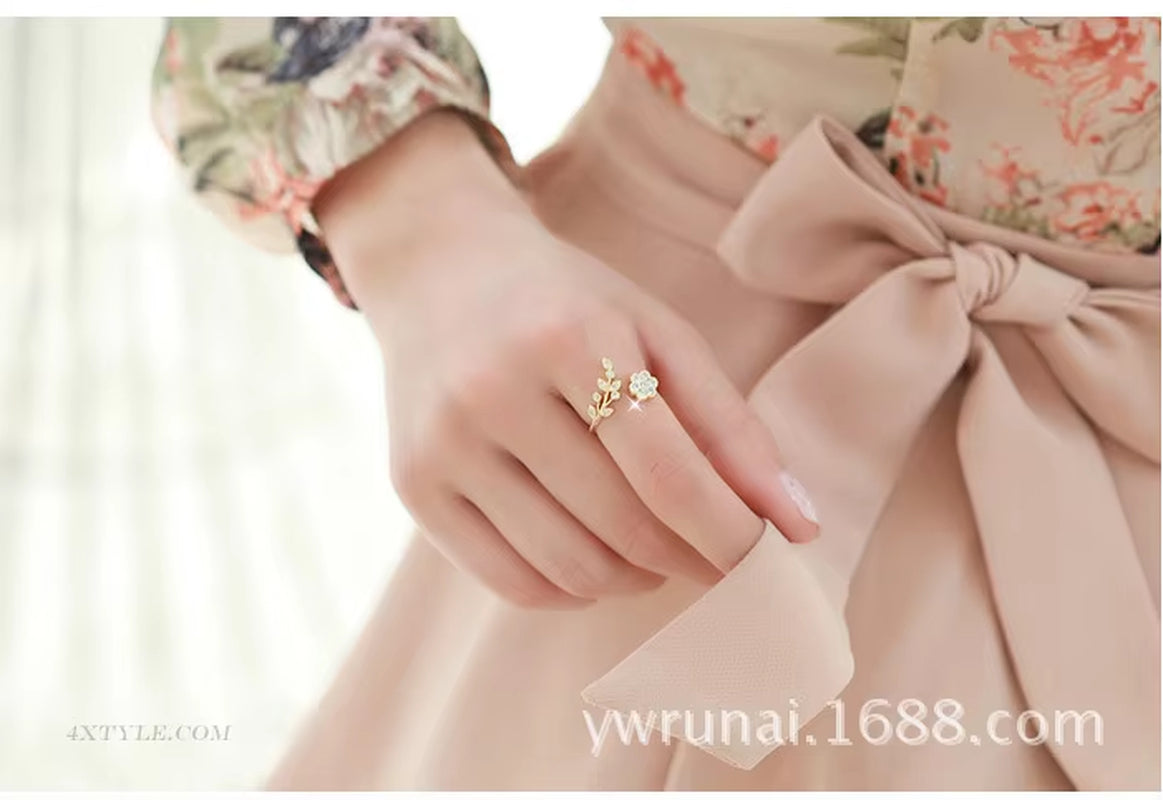 Korean Fashion Temperament Rhinestones Twisted Leaves Wishful Flowers Open Ring Index Finger Ring Female Rings for Women Anel