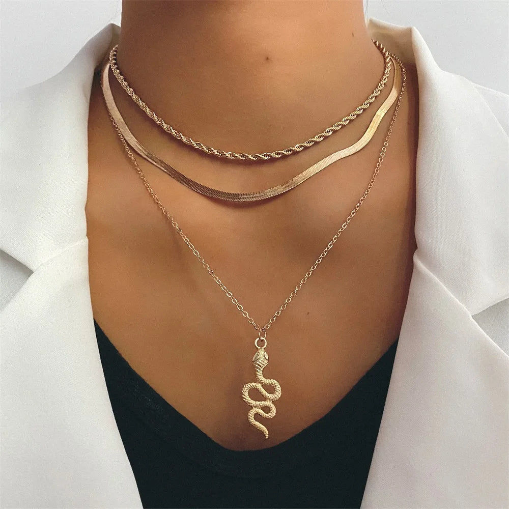 Boho Choker Vintage Lock Coin Pendant Necklaces Trendy Long Chain Femme Multilayer Necklace for Women