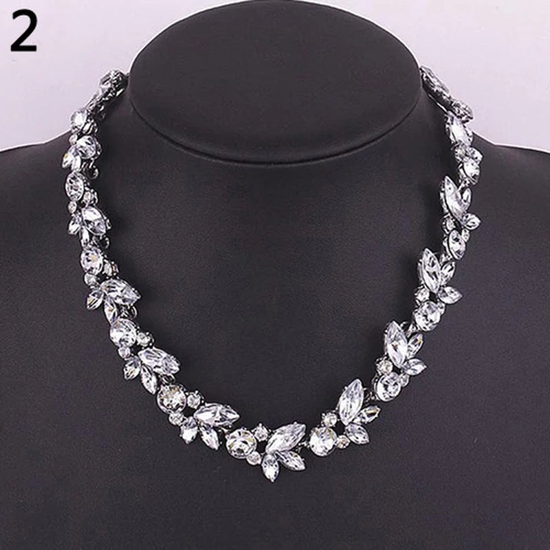 Women Vintage Charm Crystal Flower Pendant Statement Bib Choker Necklace