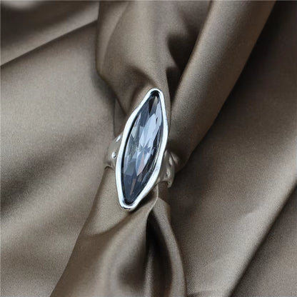 Wholesale Cute Design Jewelry for Women Horse Eye Crystal Finger Ring for Wedding Engagement Girlfriend Free Shipping